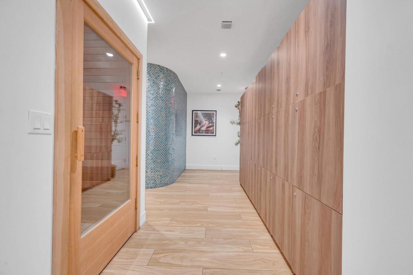 Appartement Beautiful Unit In Downtown With Free Parking